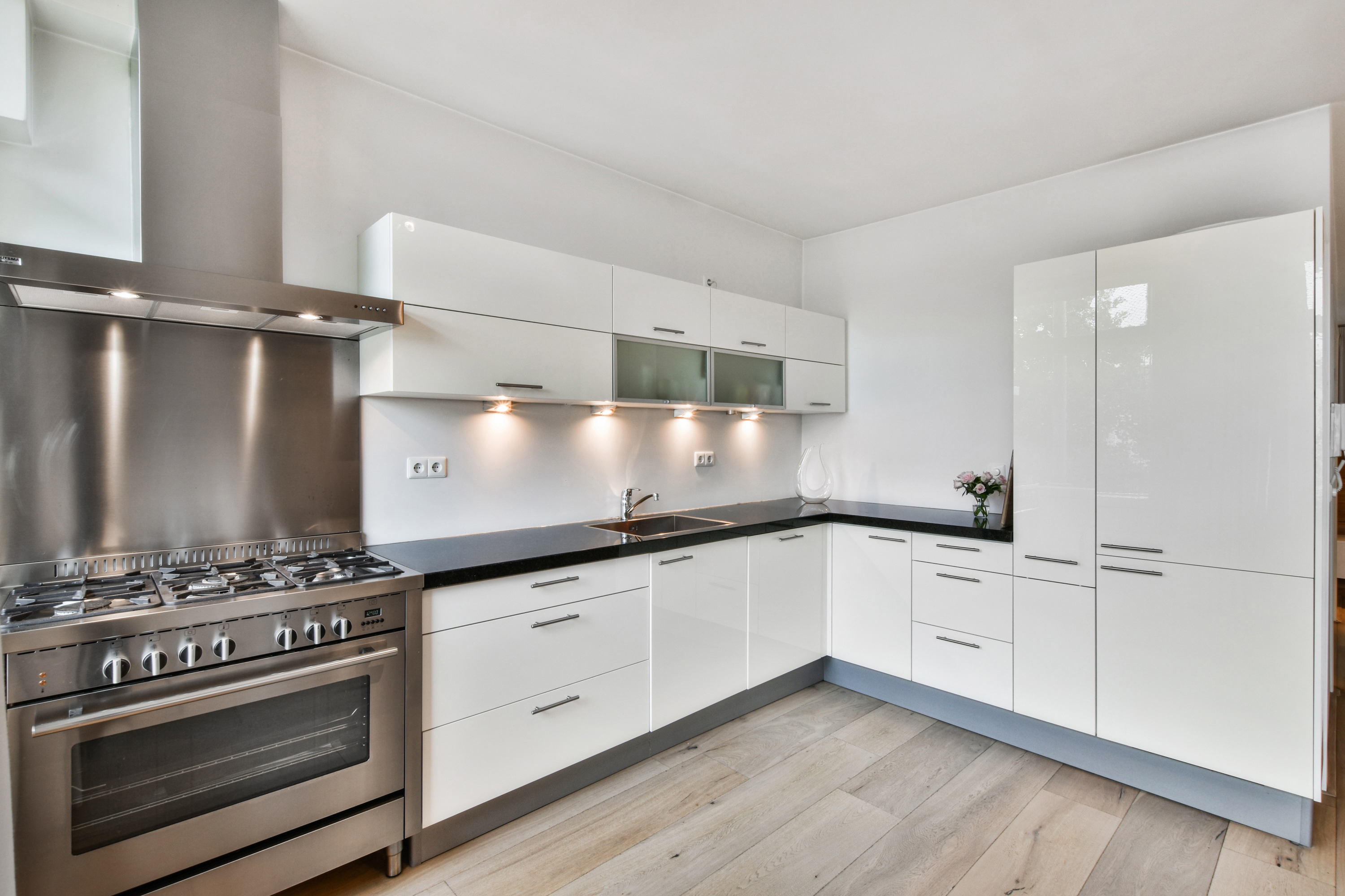 Cost of Painting Kitchen Cabinets Vs Replacing them
