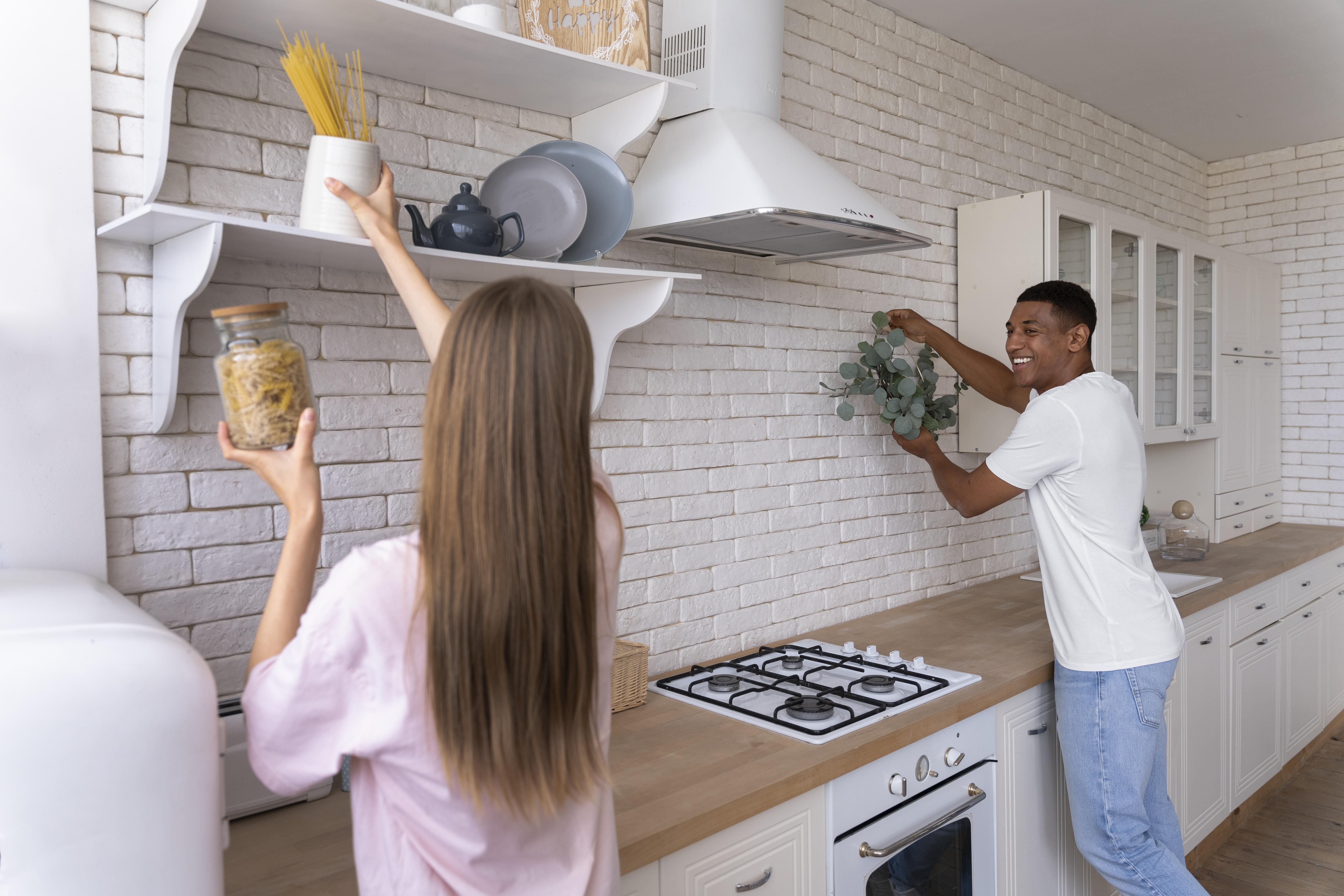 What is the average cost to repaint kitchen cabinets?